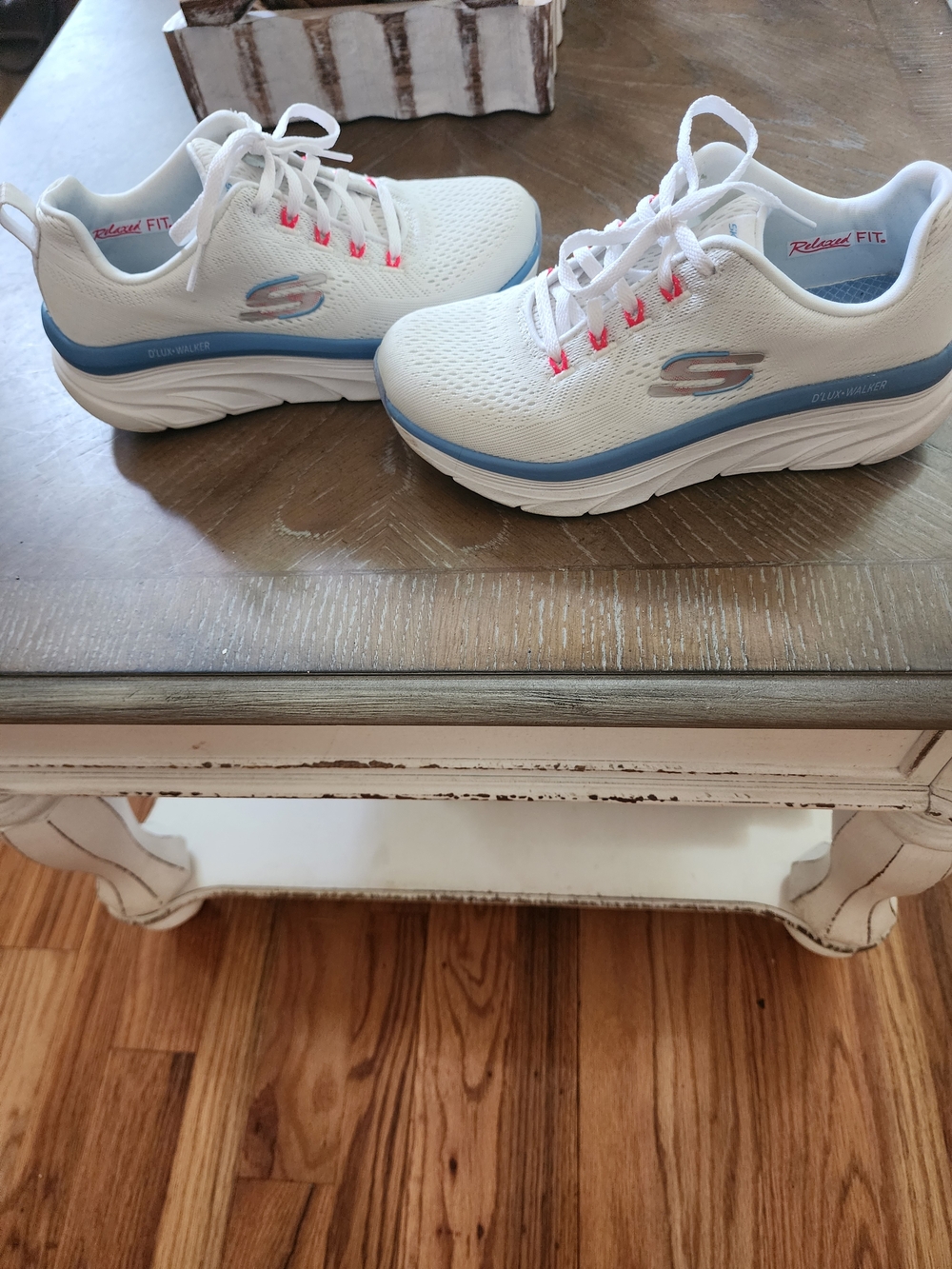 Skechers Womens White & Blue Relaxed Fit Athletic Shoes